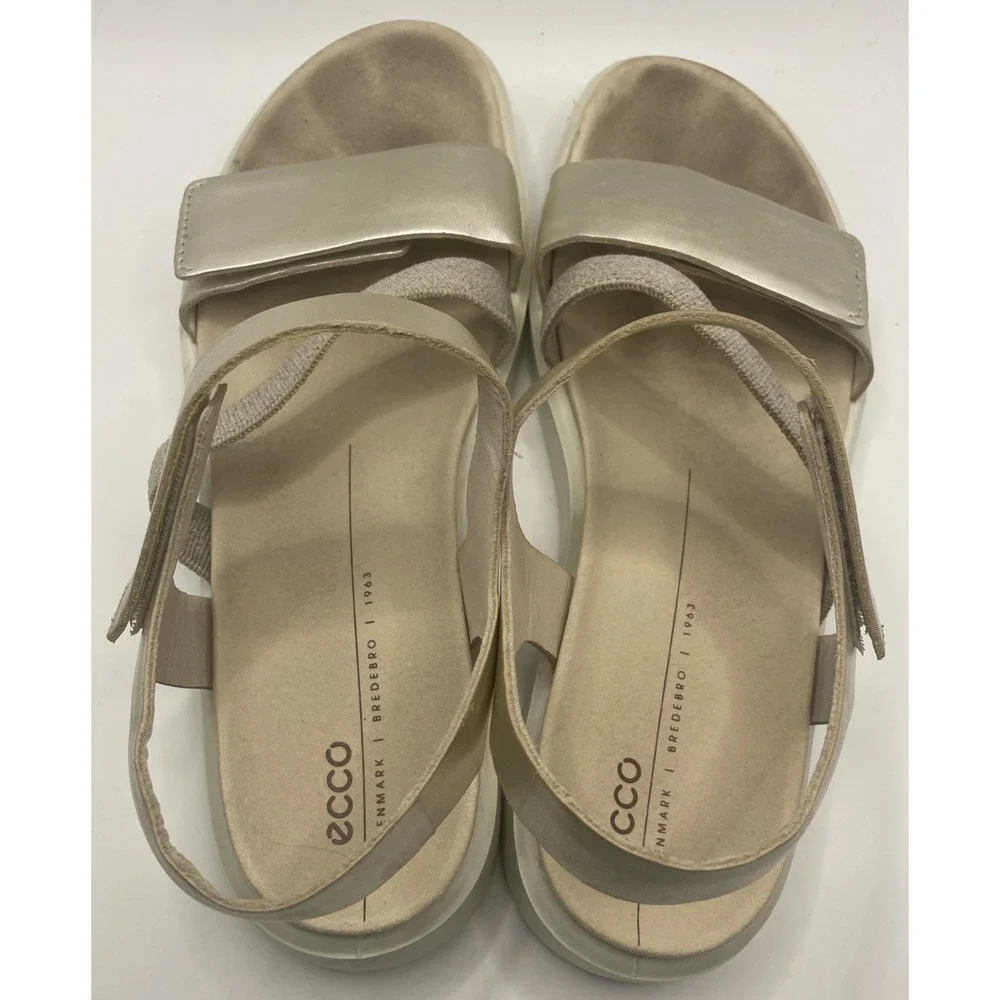 ECCO Z5741 Flowt Women's Metallic Gold Leather Flat Sandal Size 40‎  9-9.5